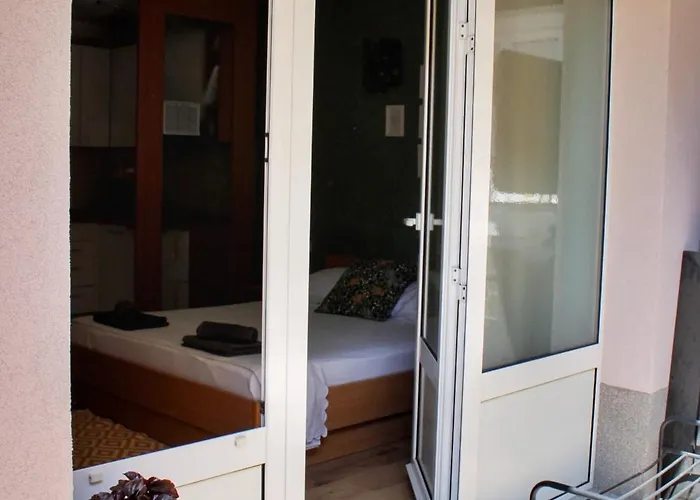 Apartament Laura-spacious On The Main Makarska