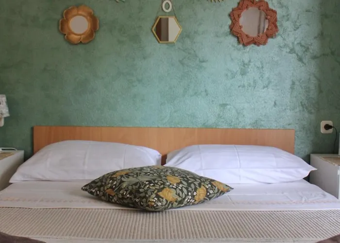 Apartament Laura-spacious On The Main Makarska