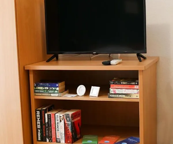 Laura-spacious On The Main Appartement