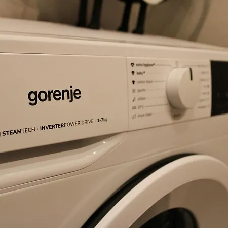 アパート Laura-spacious On The Main *